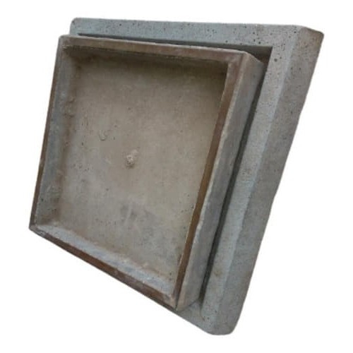 fragmento Nueve Jarra Tapa Camara De Cemento 60x60 Cm Marco De Bronce